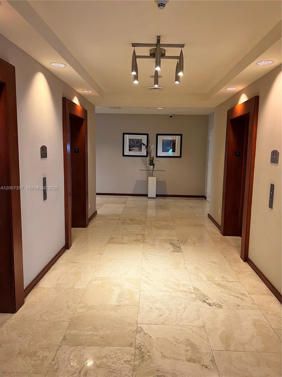 2475 Brickell Ave #2207, Miami FL 33129