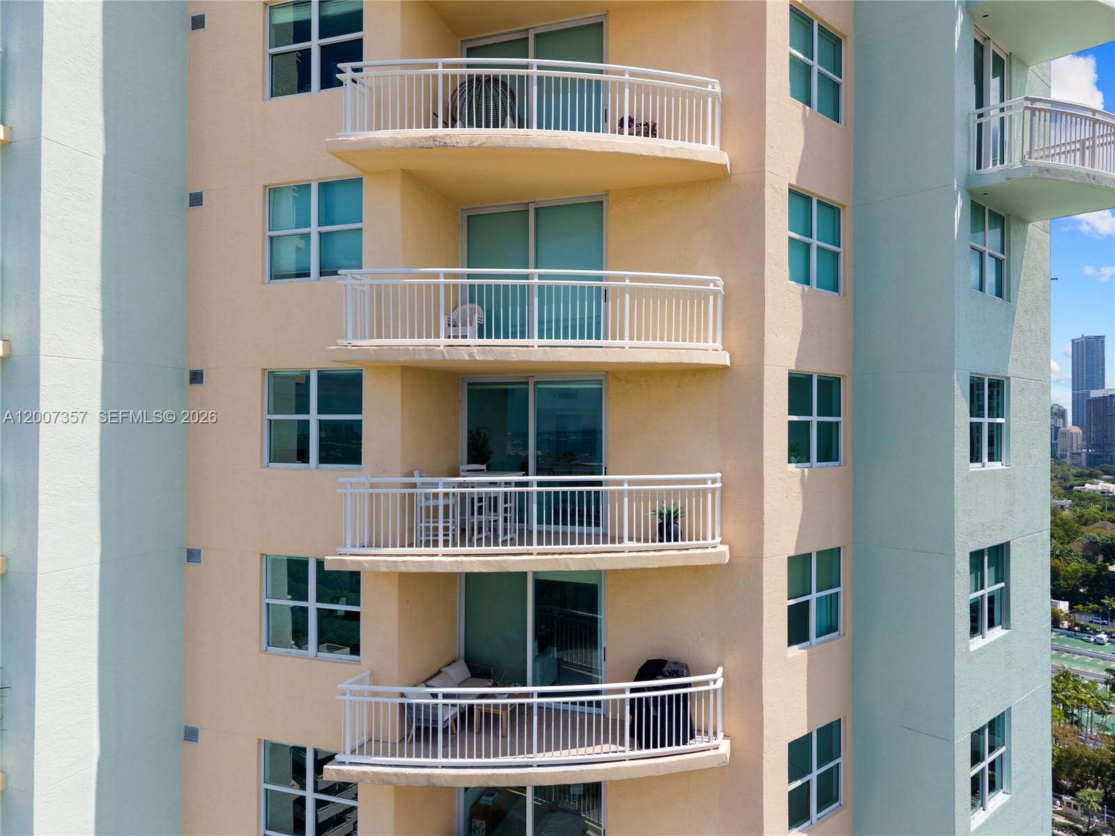 2475 Brickell Ave #2207, Miami FL 33129