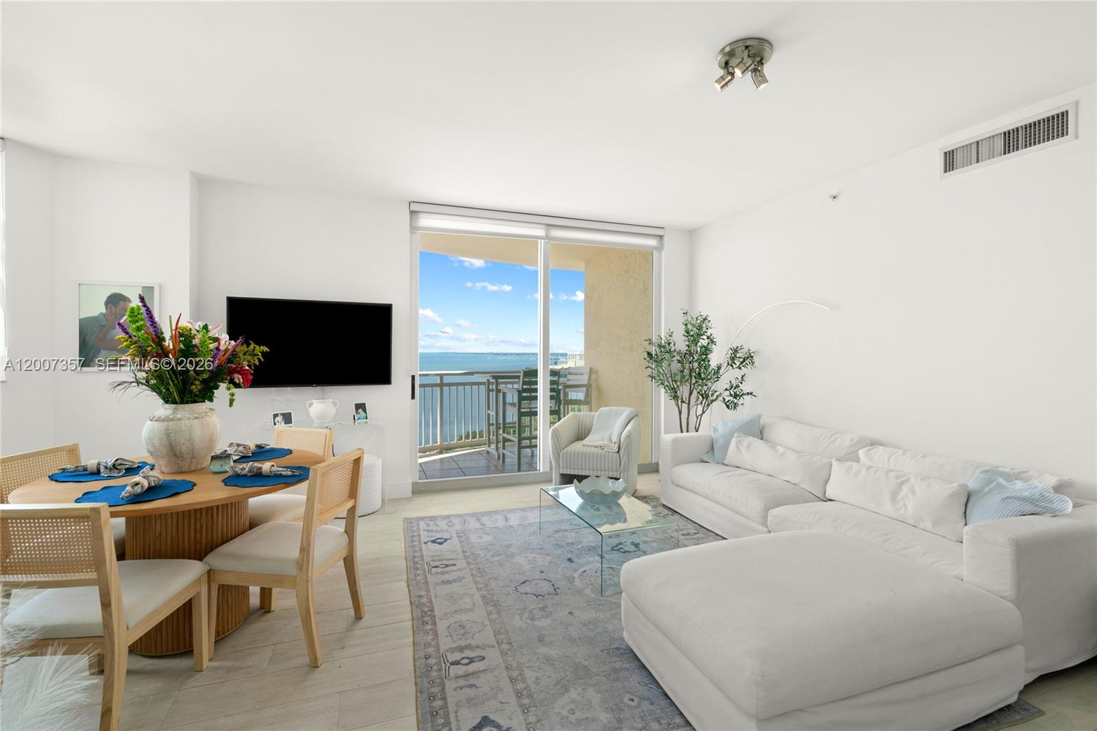 2475 Brickell Ave #2207, Miami FL 33129
