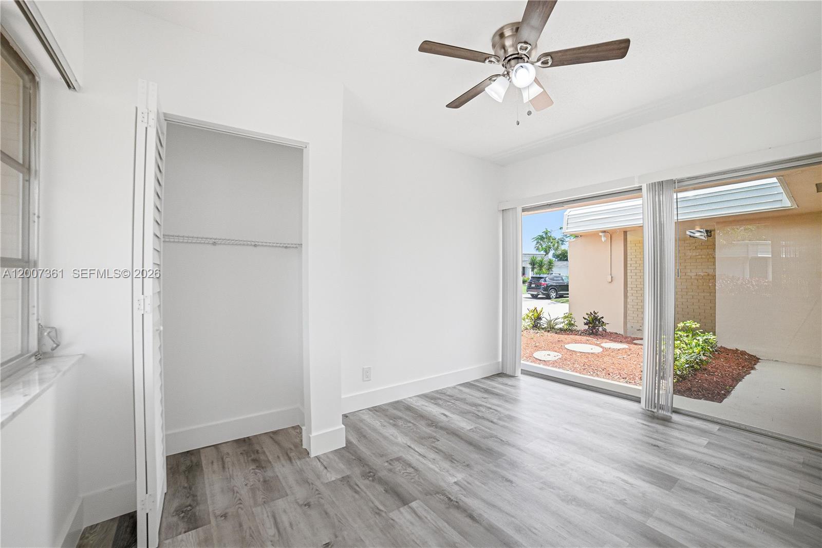 5201 Yellow Pine Ln, Tamarac FL 33319