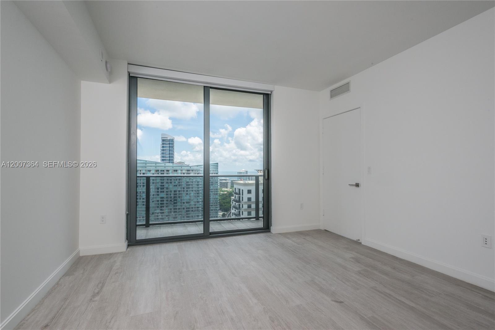 55 SW 9 St #3606, Miami FL 33129