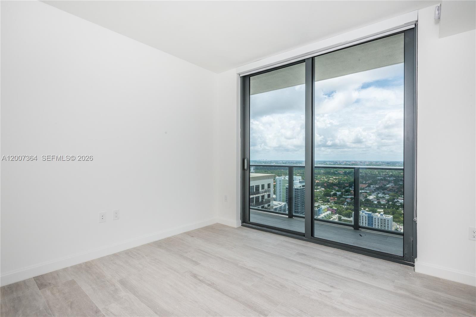 55 SW 9 St #3606, Miami FL 33129