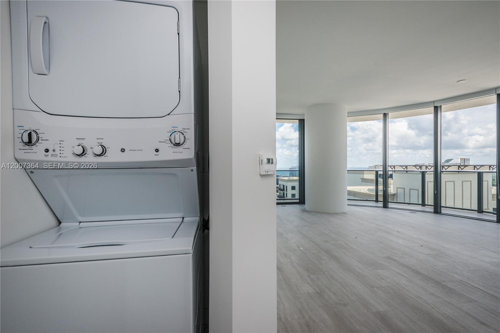 55 SW 9 St #3606, Miami FL 33129