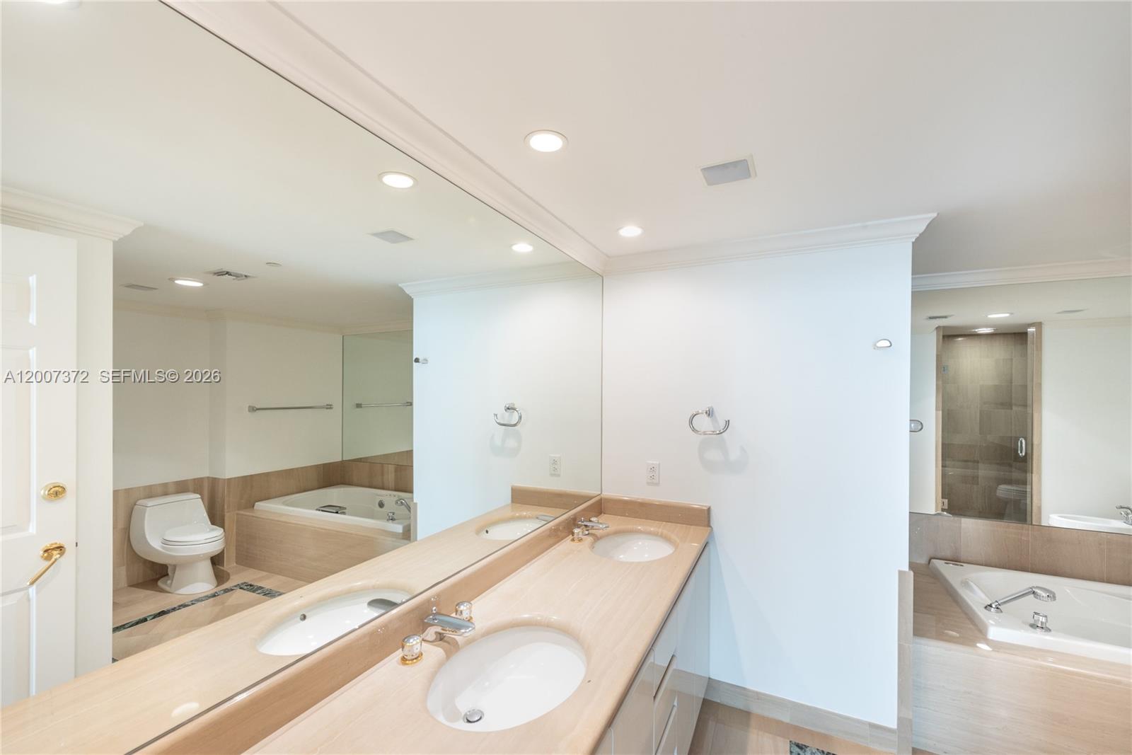 1643 Brickell Ave #1103, Miami FL 33129