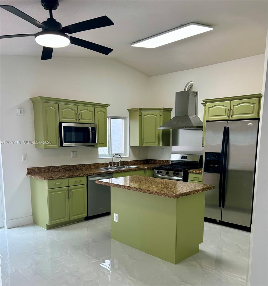 10058 SW 156th Ct, Miami FL 33196