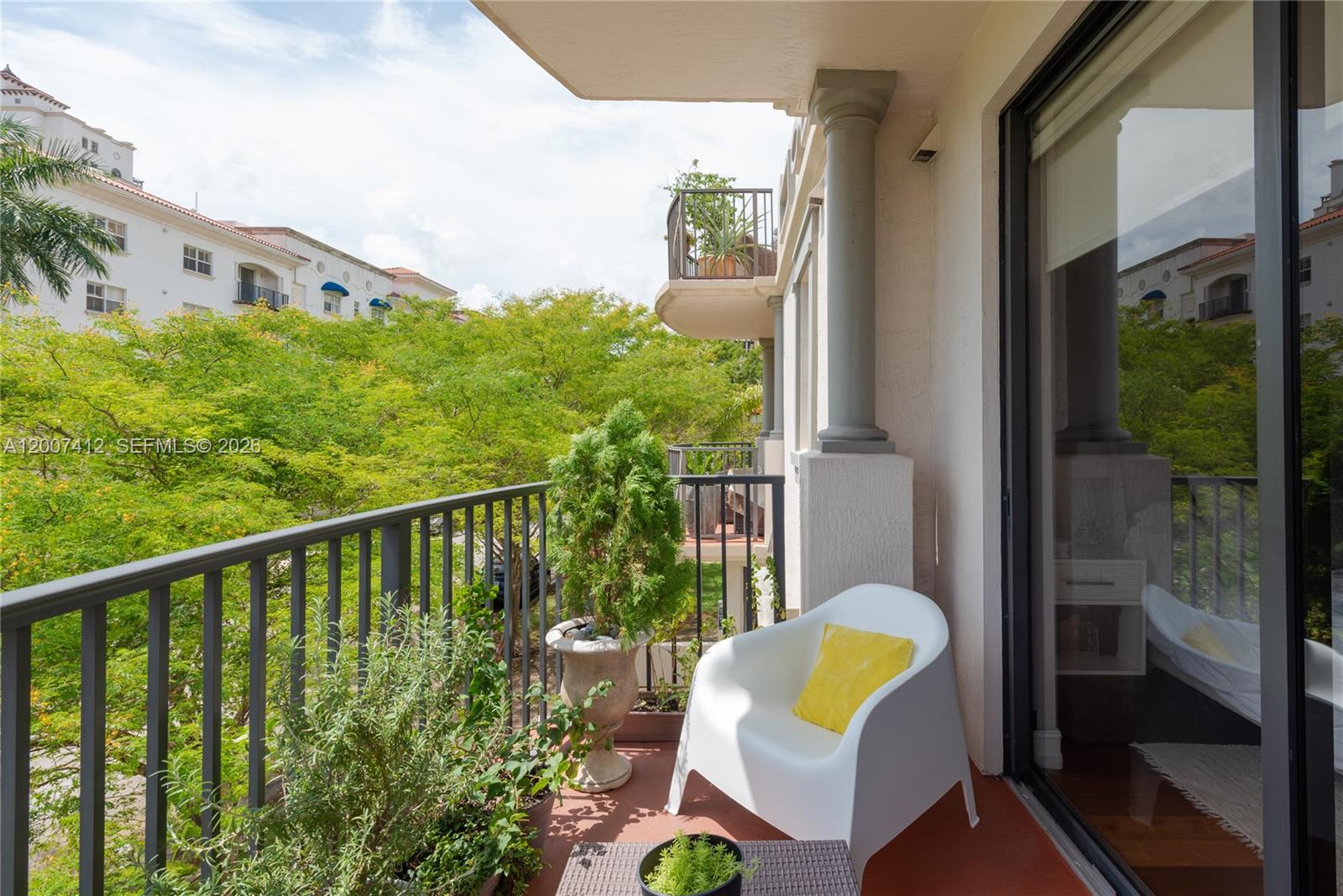 1650 Galiano St #TH14, Coral Gables FL 33134