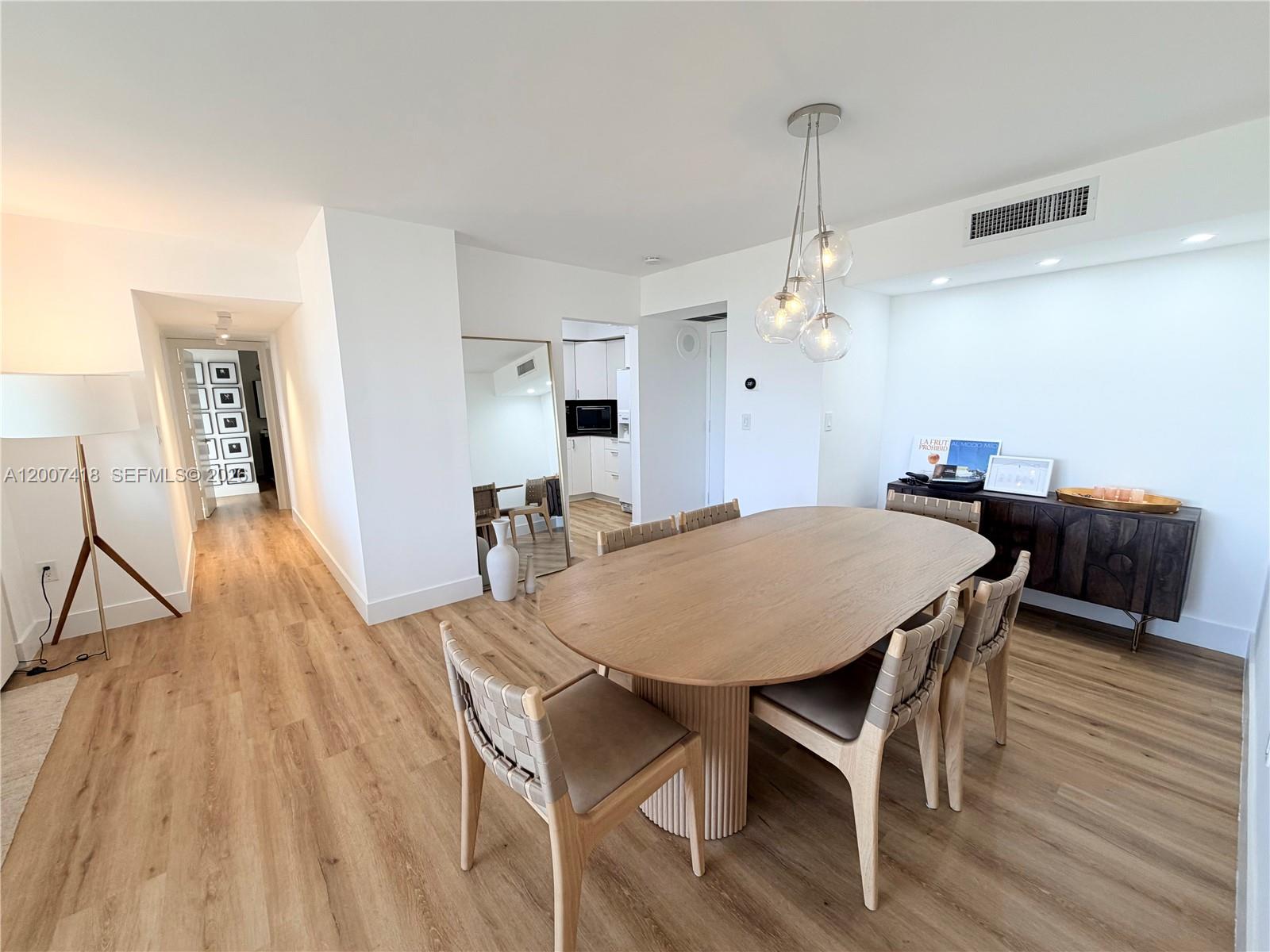 3701 N Country Club Dr #607, Aventura FL 33180