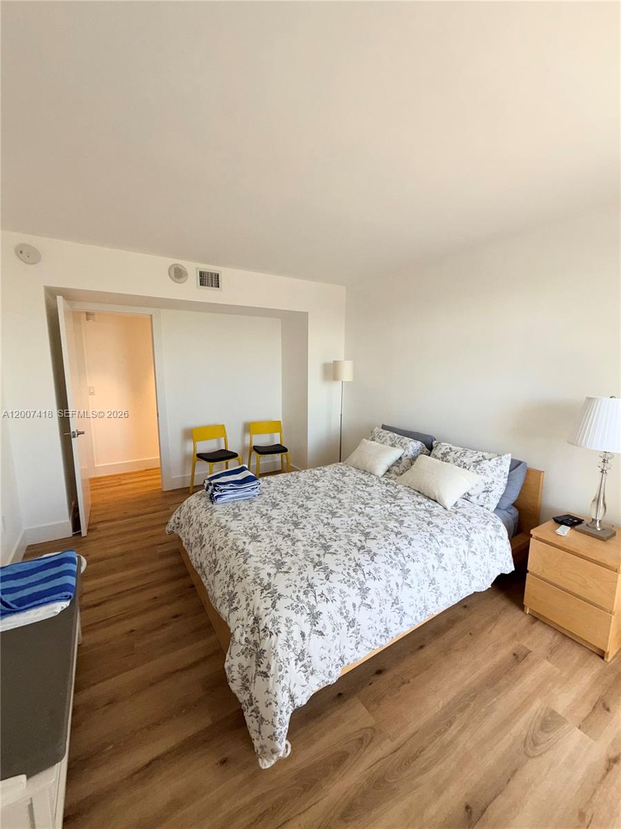 3701 N Country Club Dr #607, Aventura FL 33180
