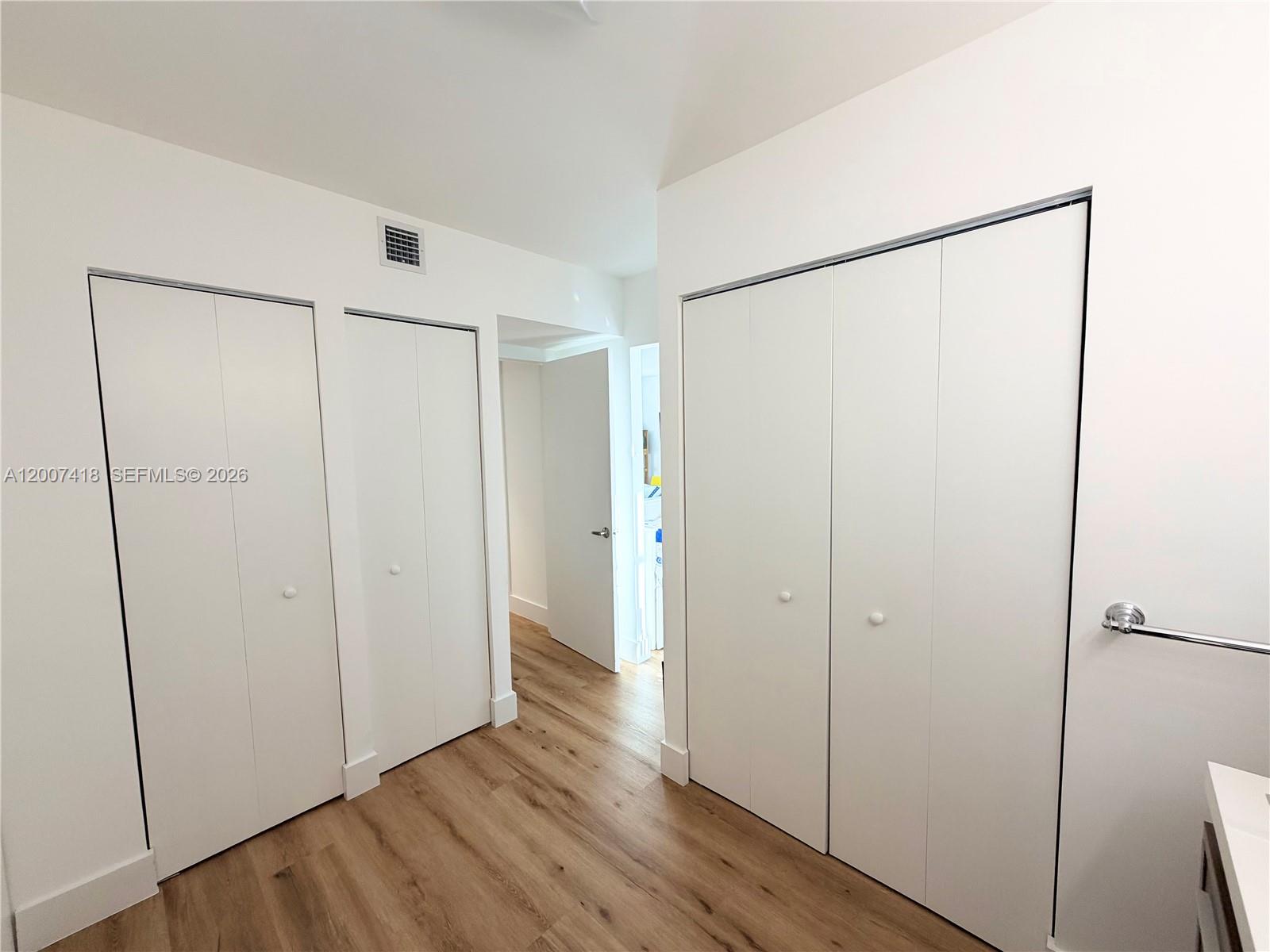 3701 N Country Club Dr #607, Aventura FL 33180