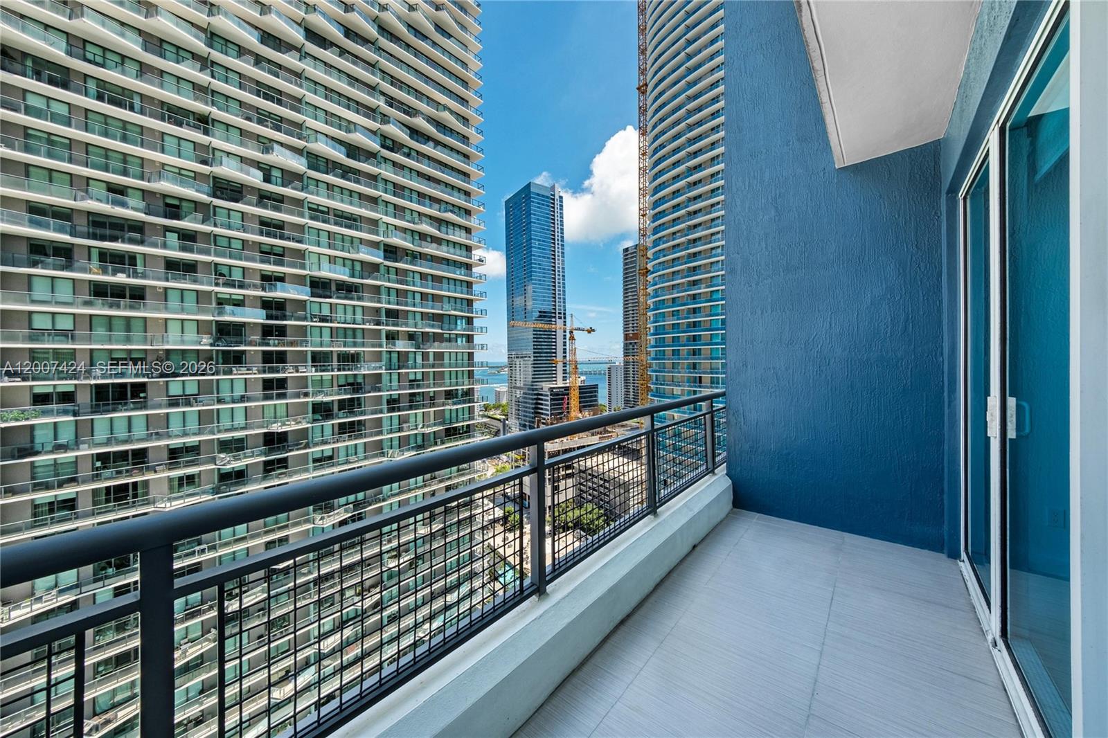 60 SW 13th St #2420, Miami FL 33130