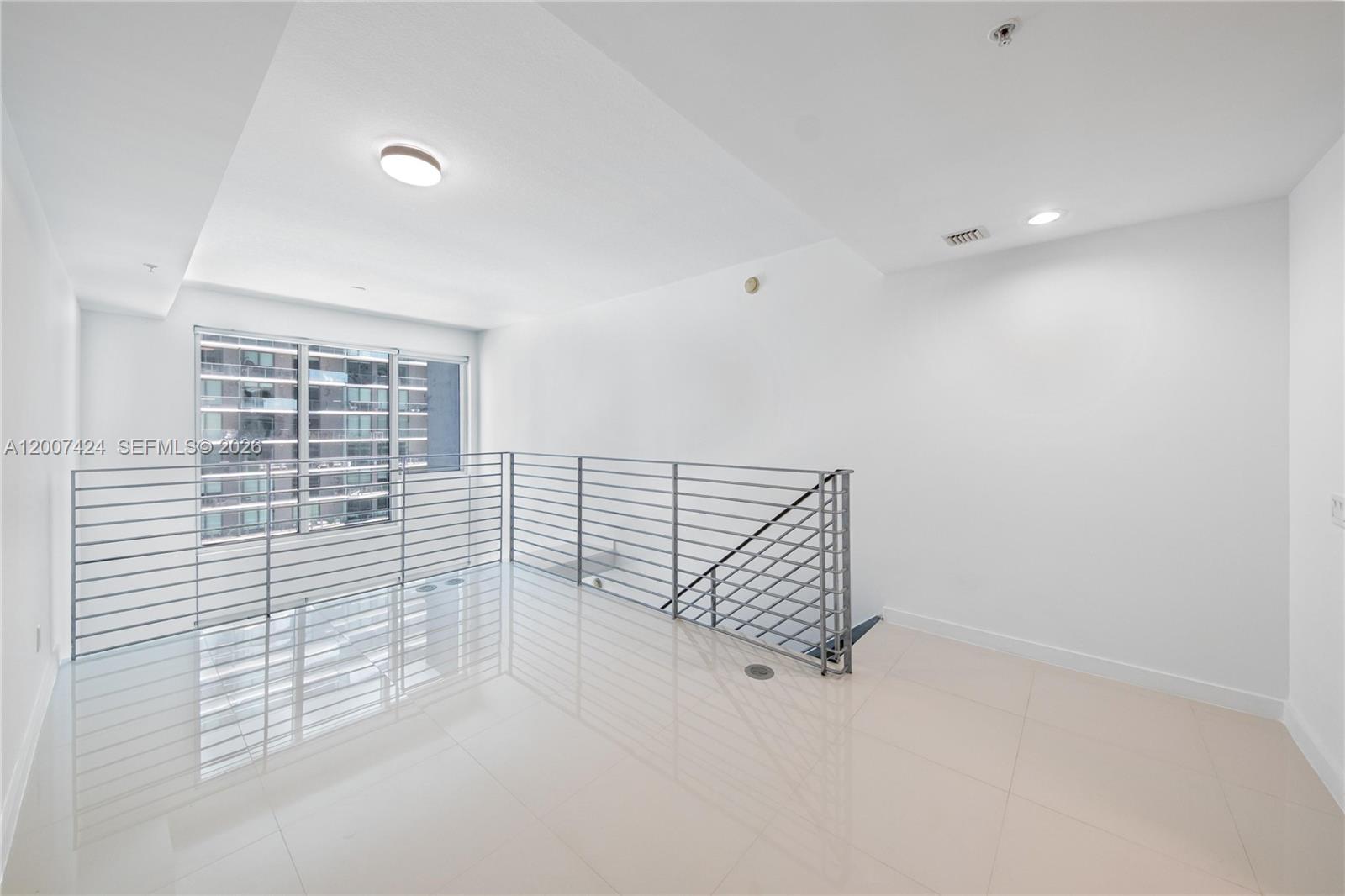 60 SW 13th St #2420, Miami FL 33130