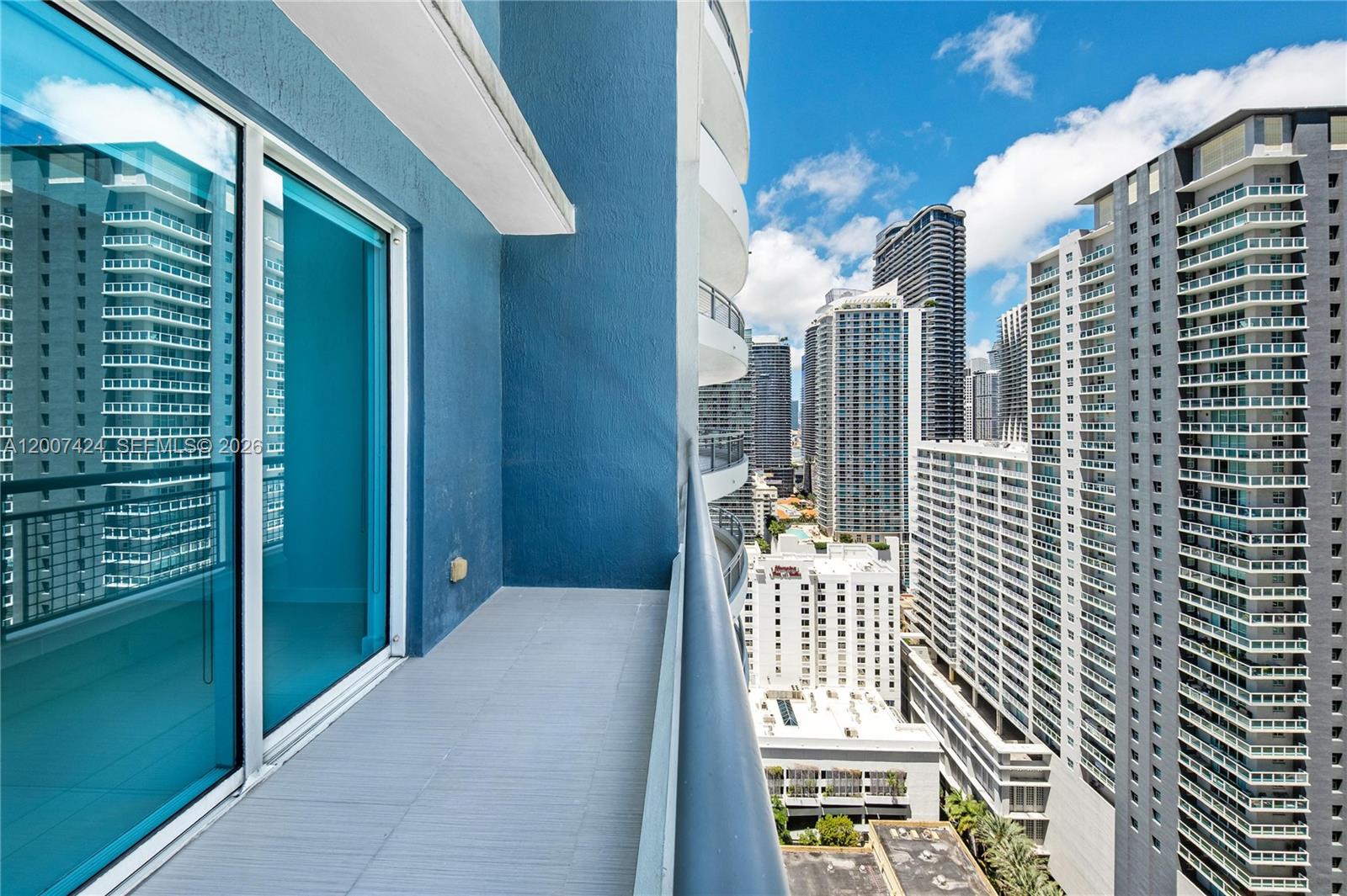 60 SW 13th St #2420, Miami FL 33130