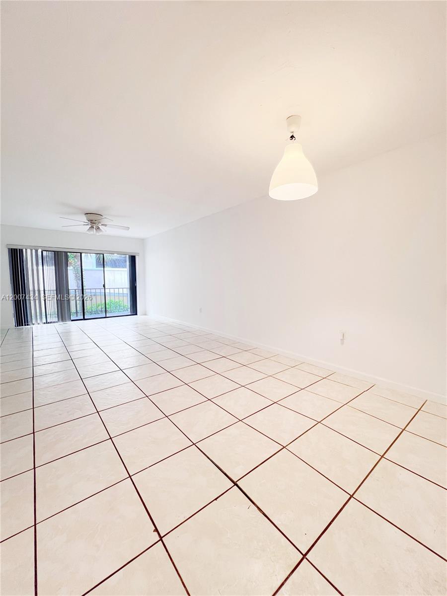 8287 SW 128th St #205, Pinecrest FL 33156
