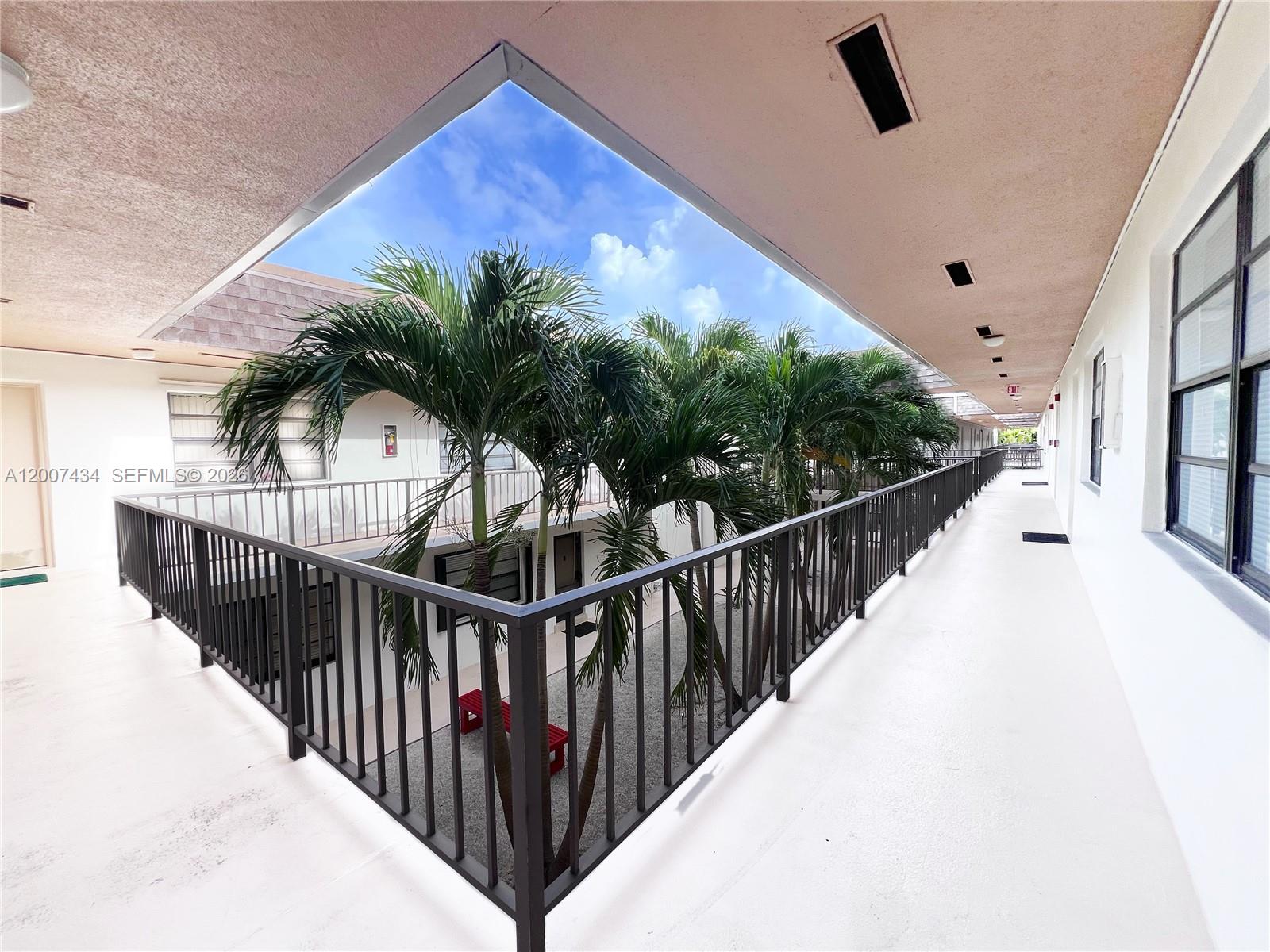8287 SW 128th St #205, Pinecrest FL 33156