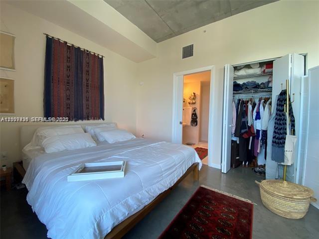 10 SW South River Dr #909, Miami FL 33130