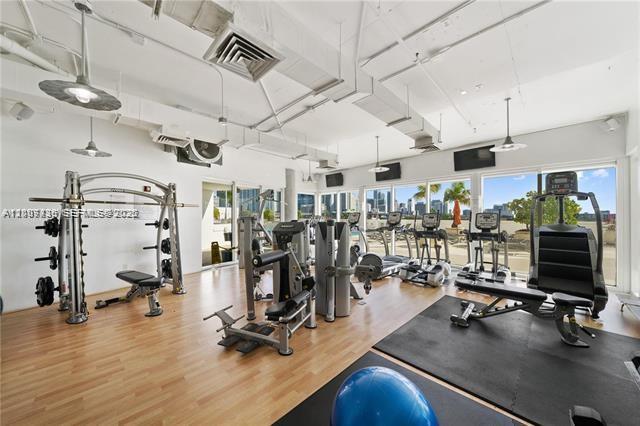 10 SW South River Dr #909, Miami FL 33130