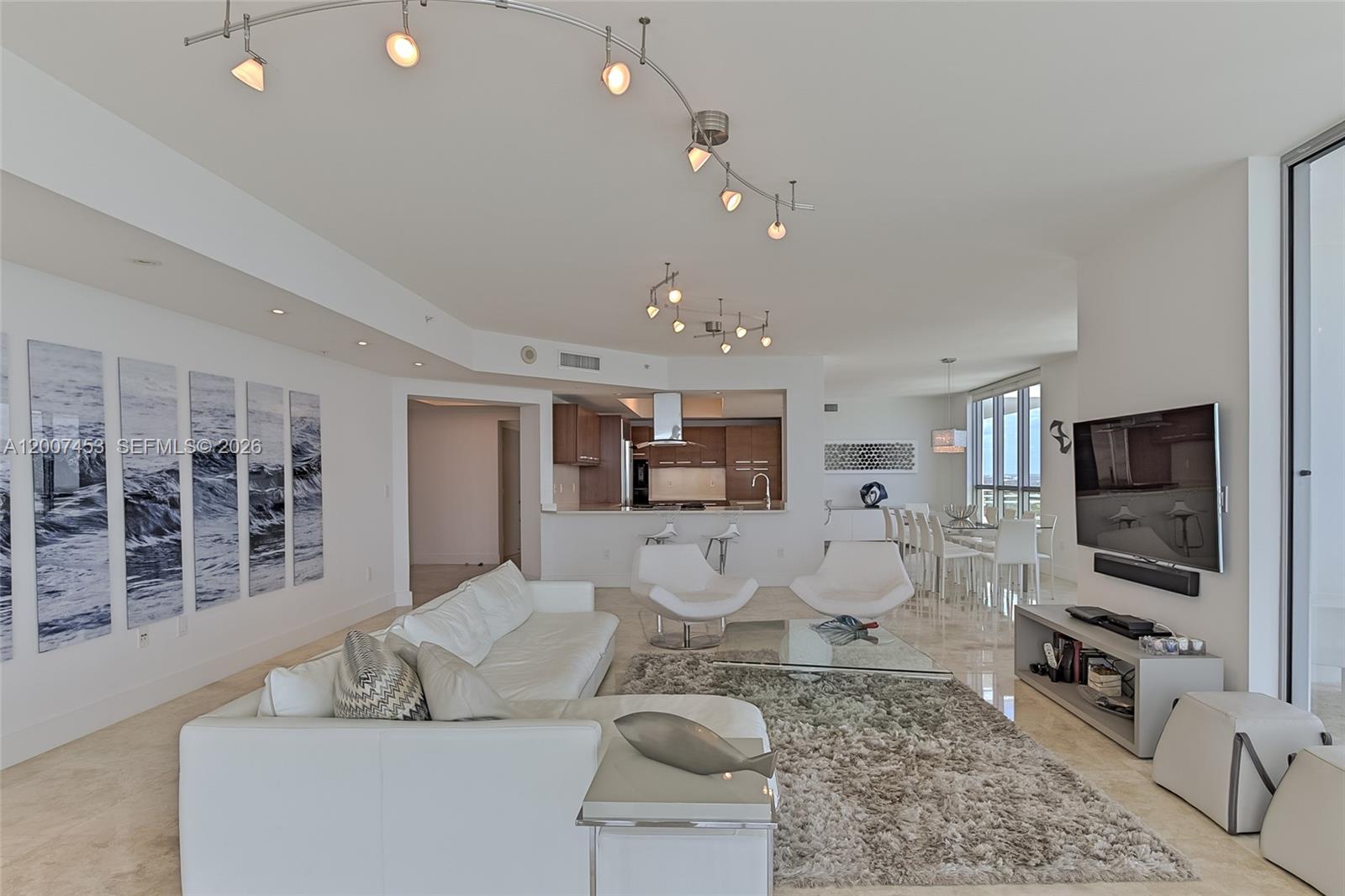 3535 S OCEAN DR #2002, Hollywood FL 33019