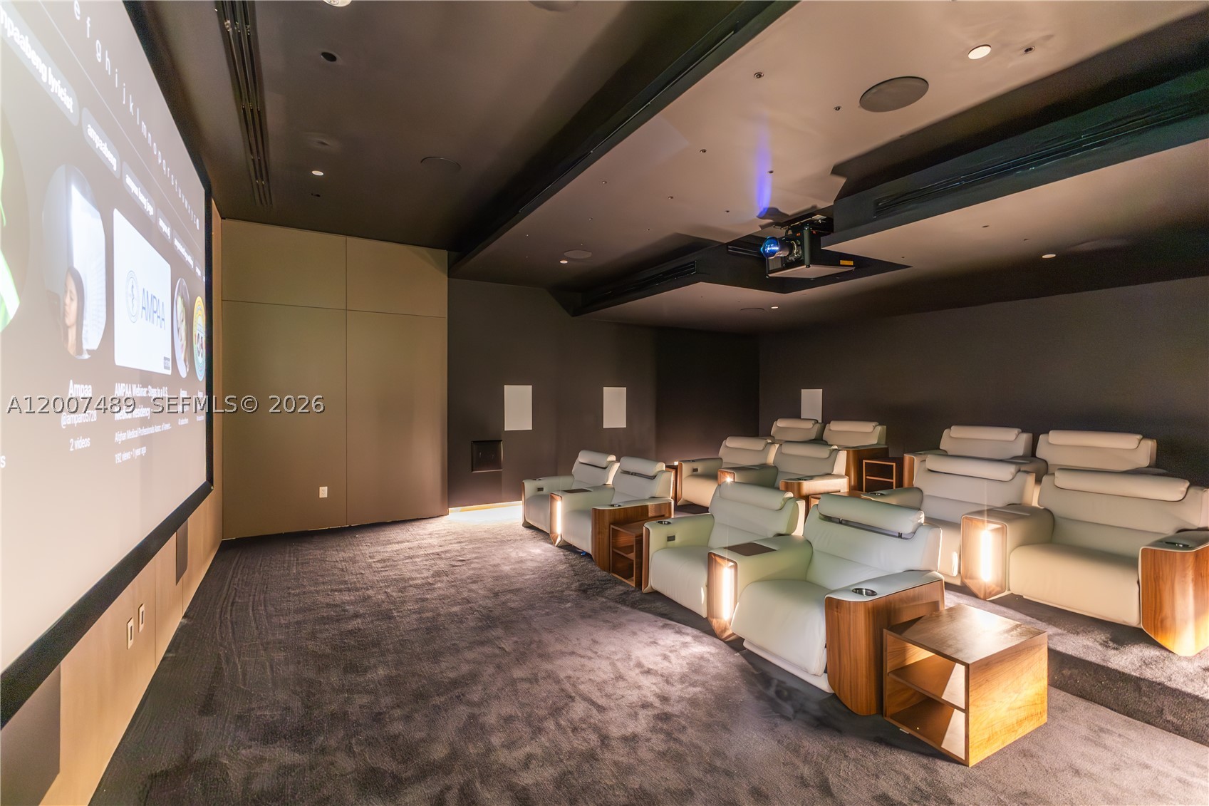 300 Biscayne Blvd Way #2802, Miami FL 33131