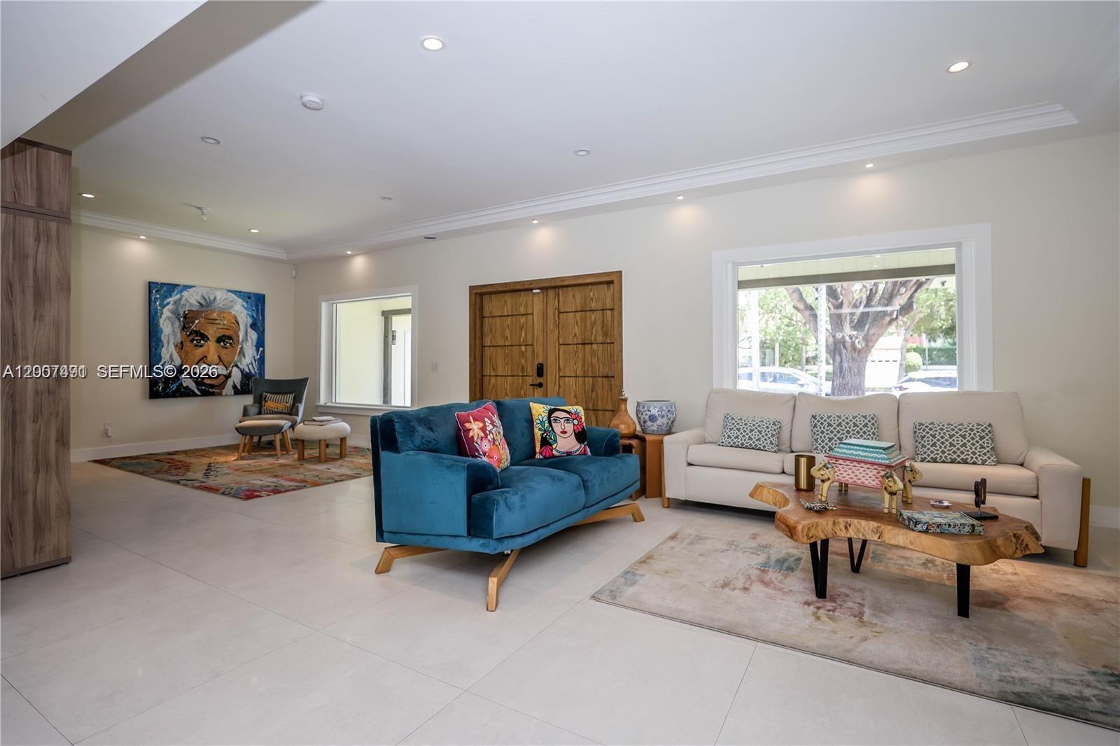 5620 Alton Rd, Miami Beach FL 33140