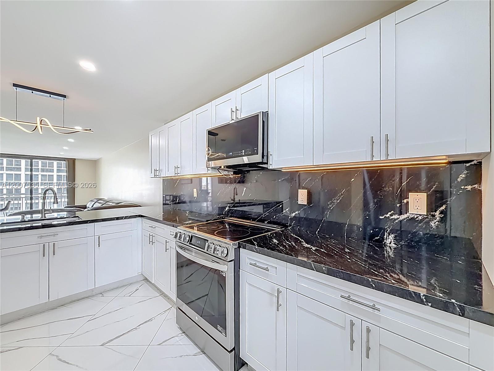 3100 NE 48th St #507, Fort Lauderdale FL 33308
