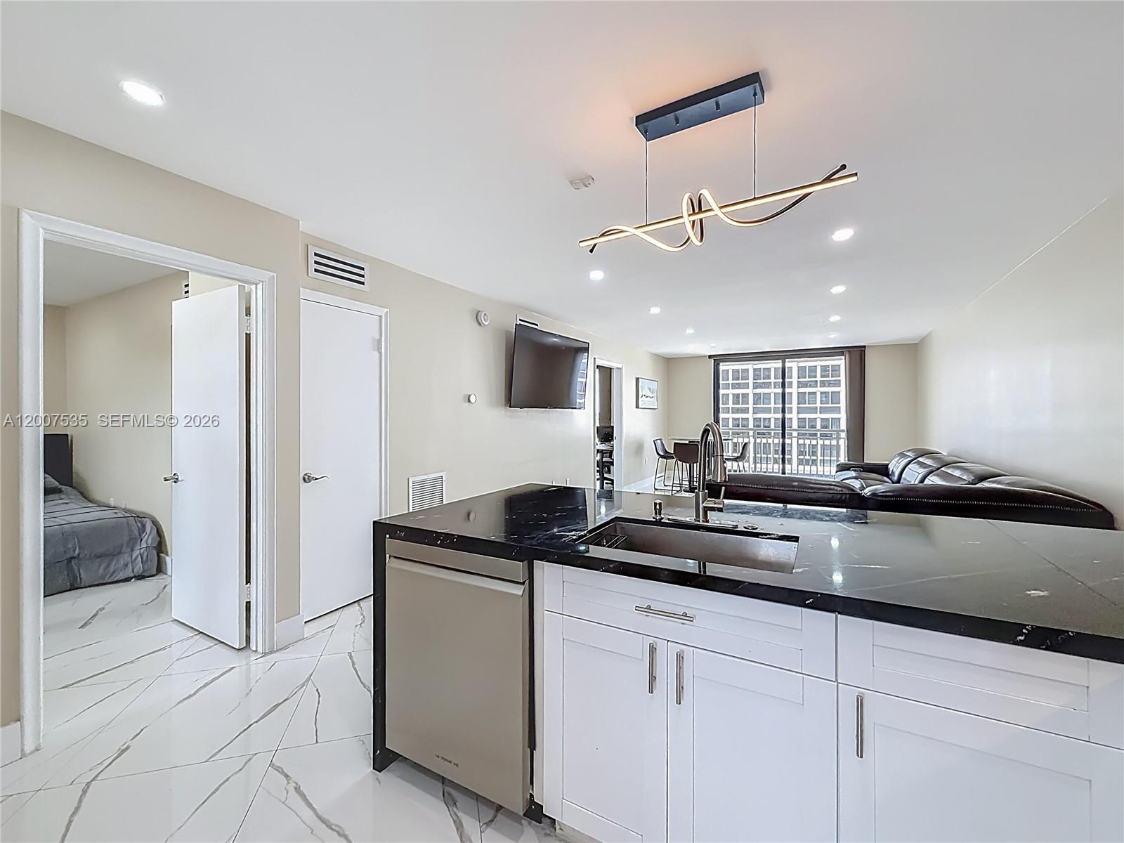 3100 NE 48th St #507, Fort Lauderdale FL 33308