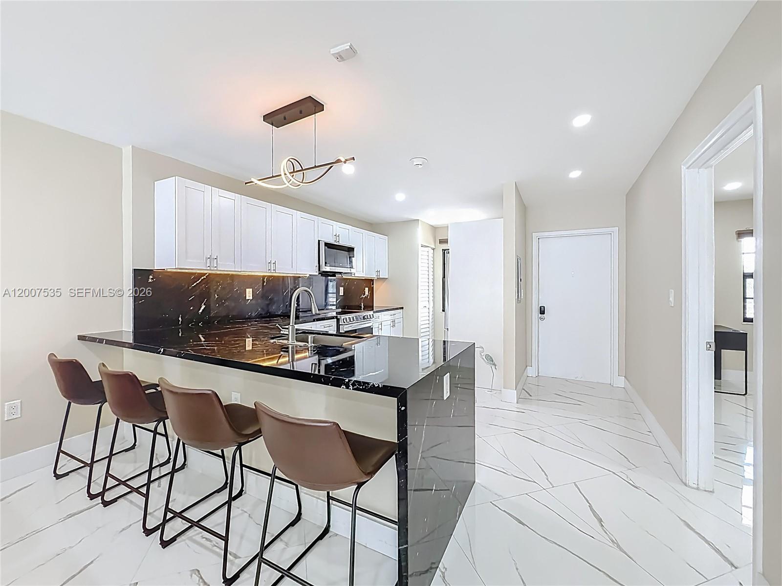 3100 NE 48th St #507, Fort Lauderdale FL 33308
