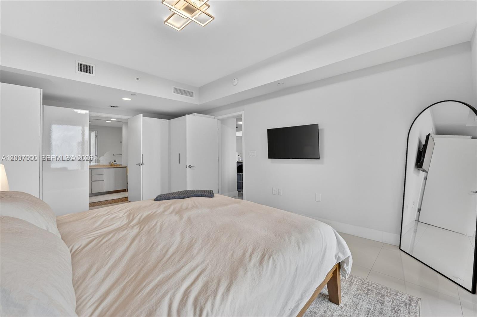 1010 Brickell Ave #3004, Miami FL 33131