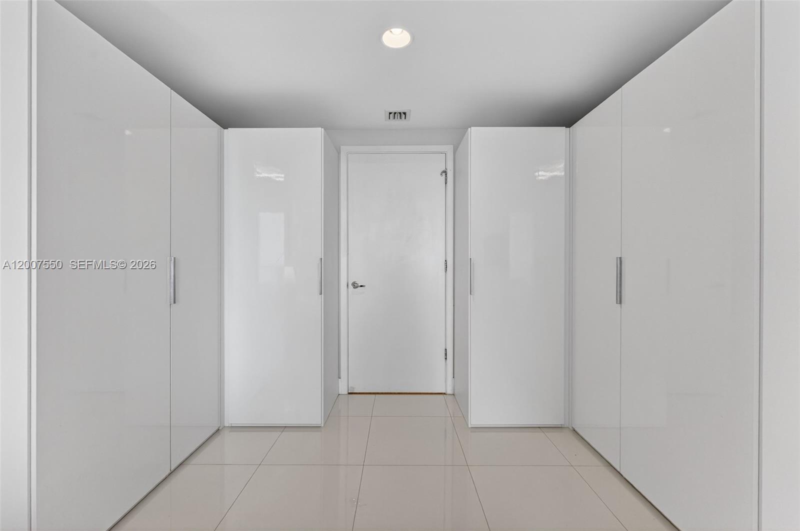 1010 Brickell Ave #3004, Miami FL 33131