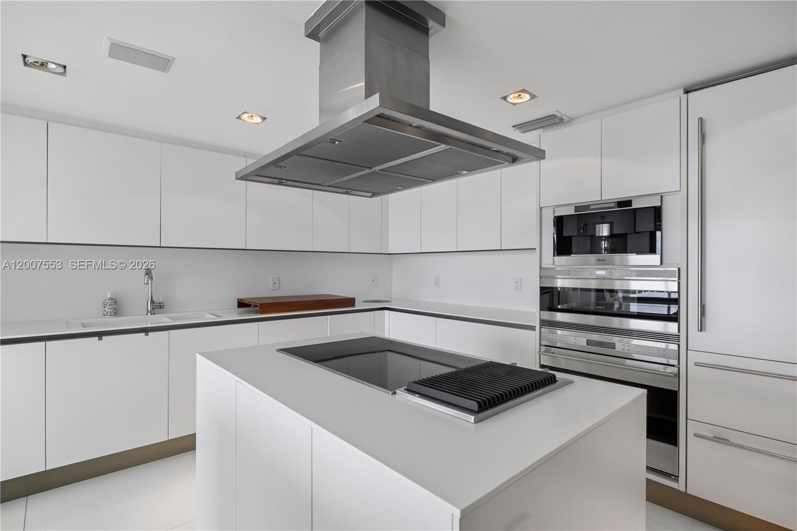 10155 Collins Ave #1210, Bal Harbour FL 33154