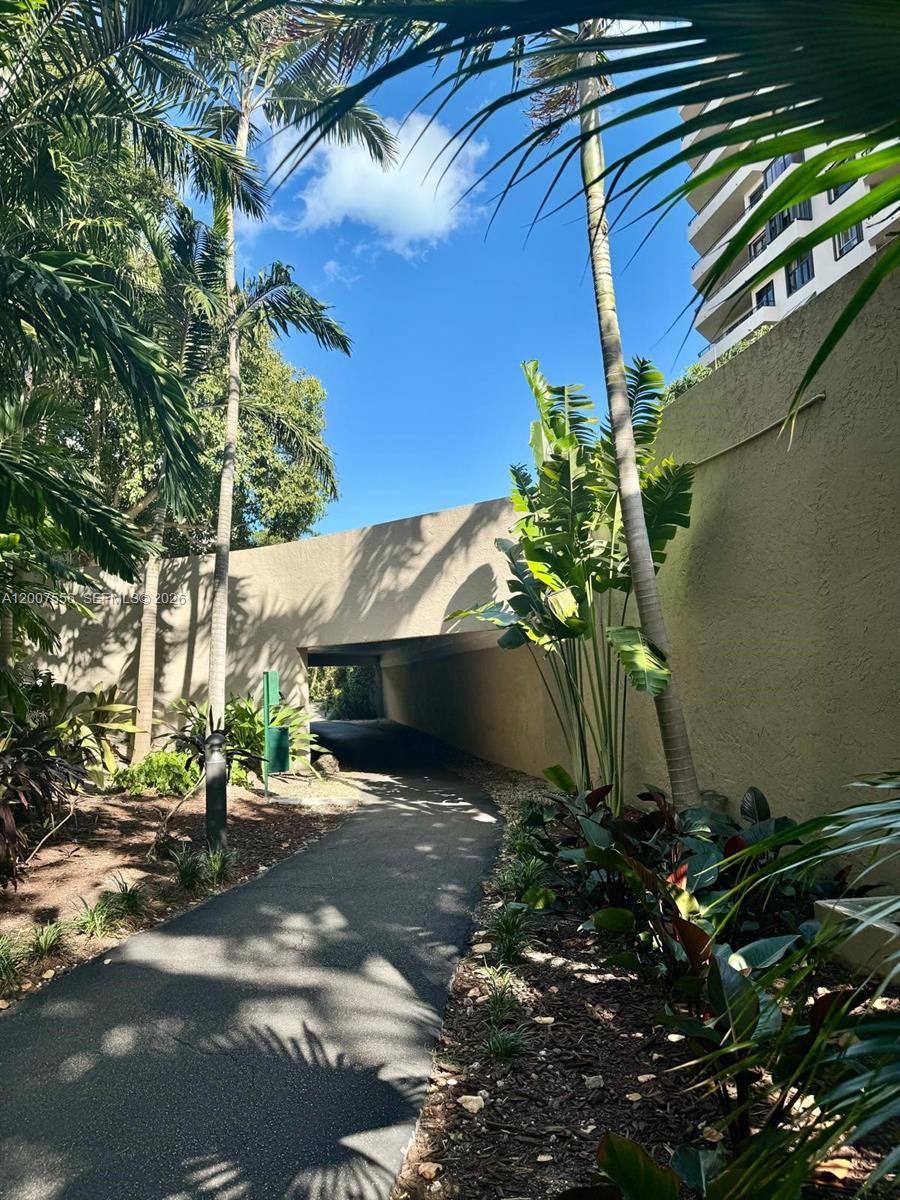 101 E Crandon Blvd #276, Key Biscayne FL 33149