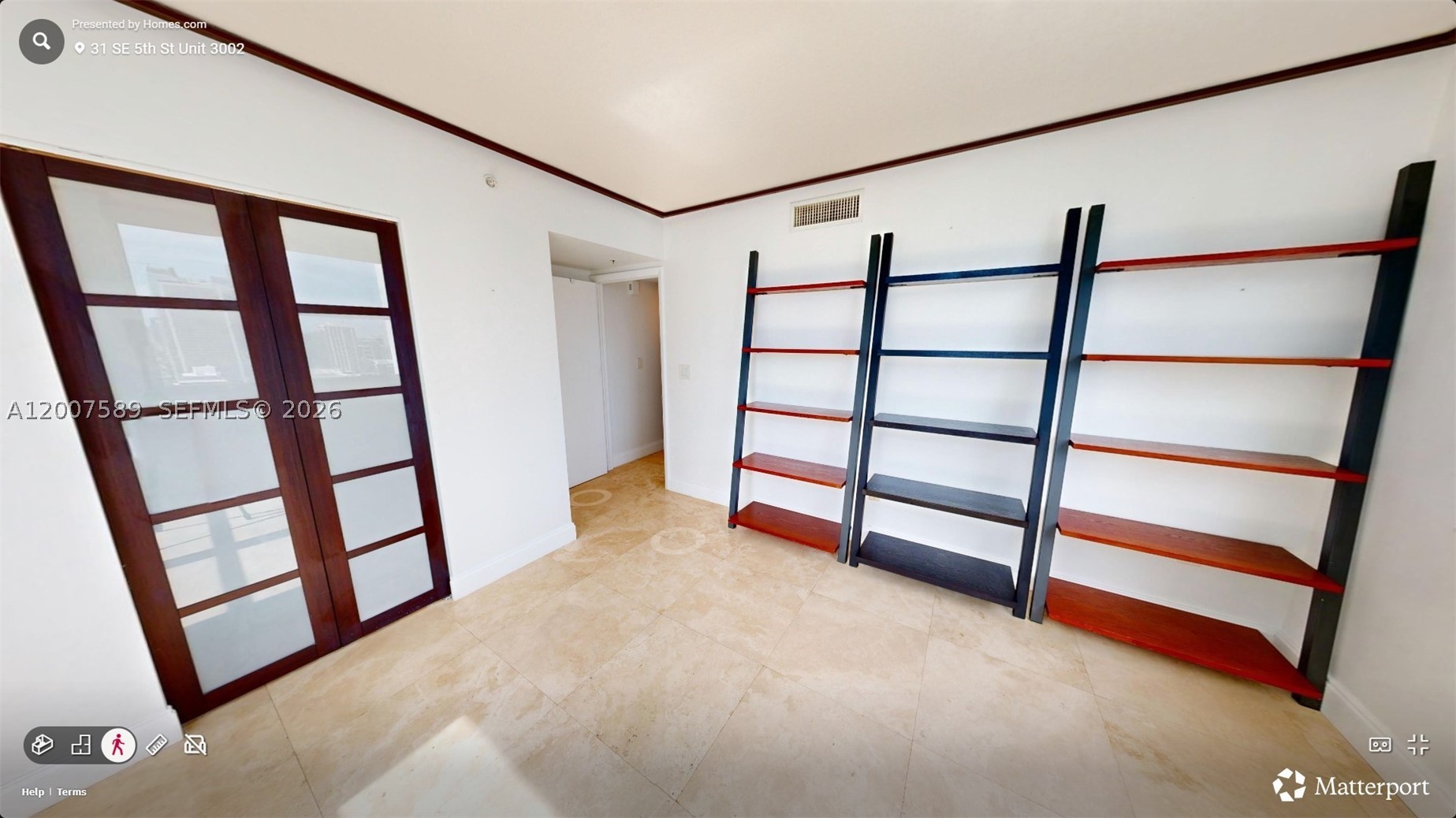 31 SE 5th St #3002, Miami FL 33131