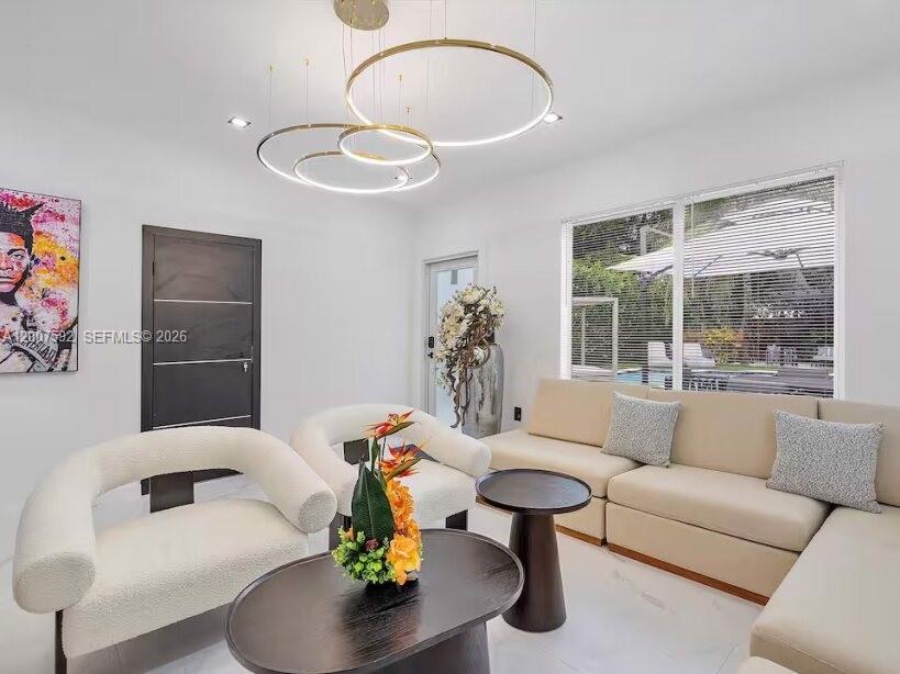 545 NW 52nd St, Miami FL 33127