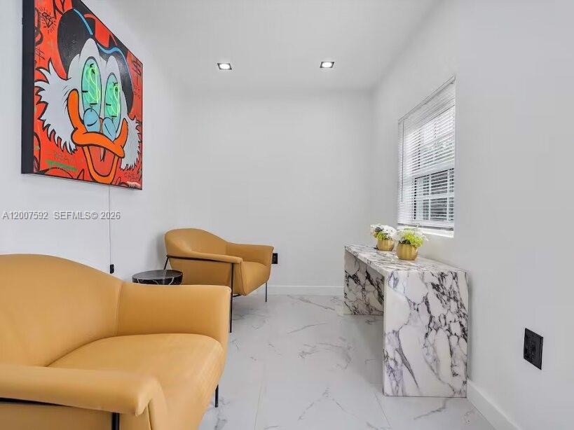 545 NW 52nd St, Miami FL 33127