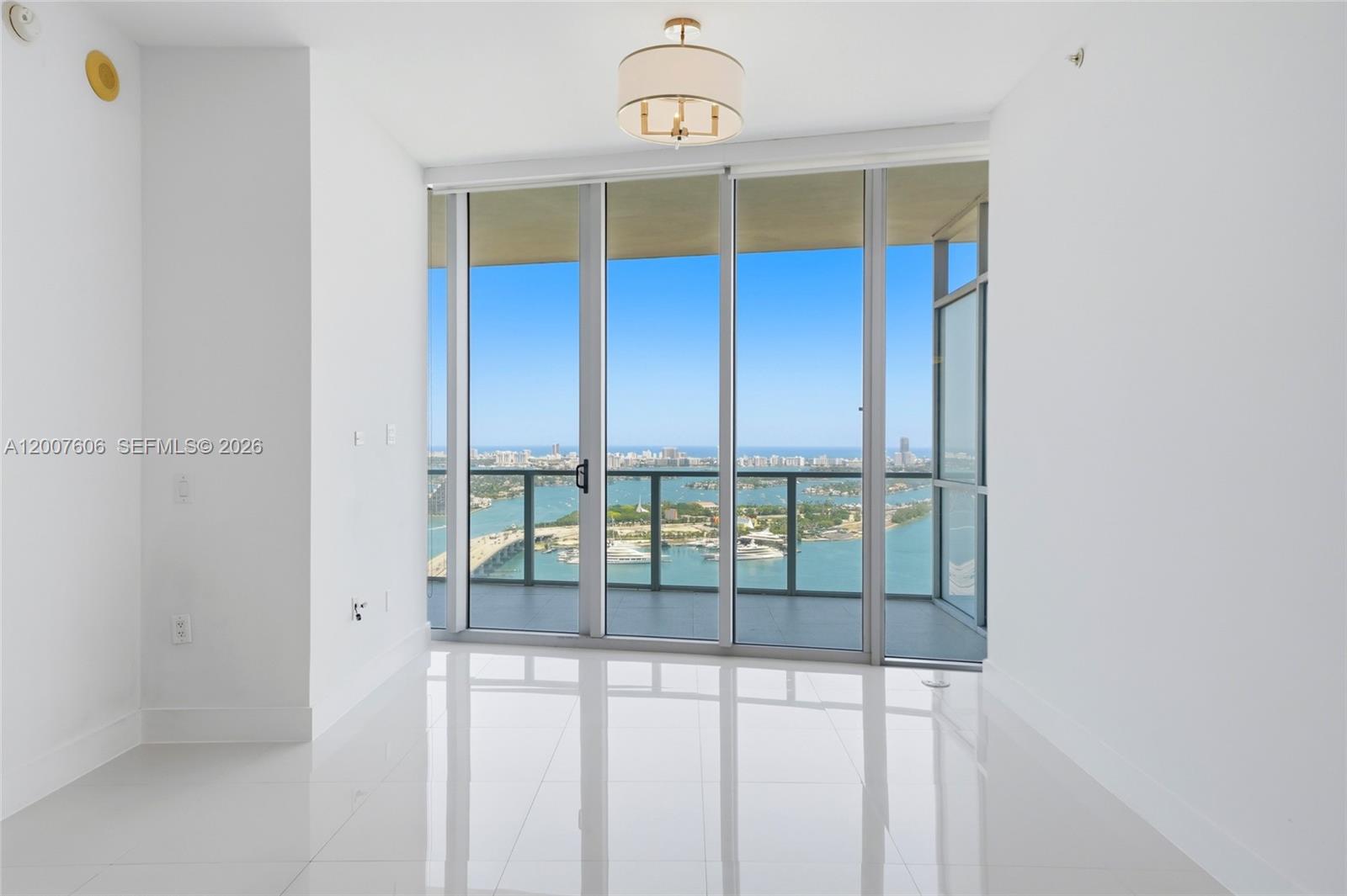 1100 Biscayne Blvd #4402, Miami FL 33132