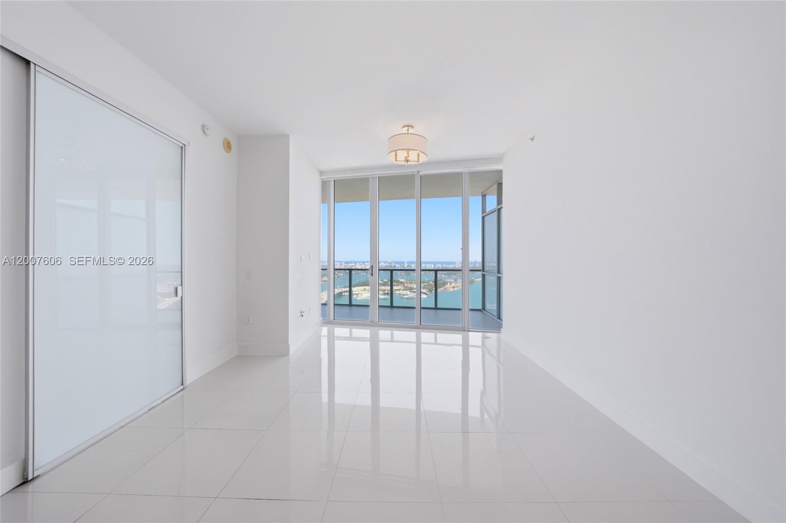 1100 Biscayne Blvd #4402, Miami FL 33132