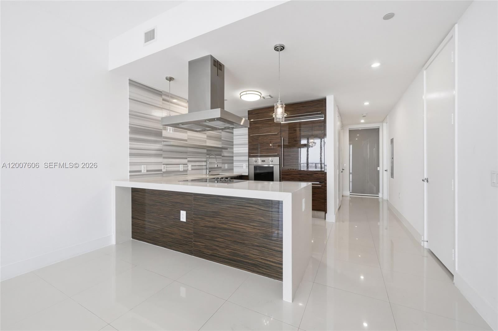 1100 Biscayne Blvd #4402, Miami FL 33132