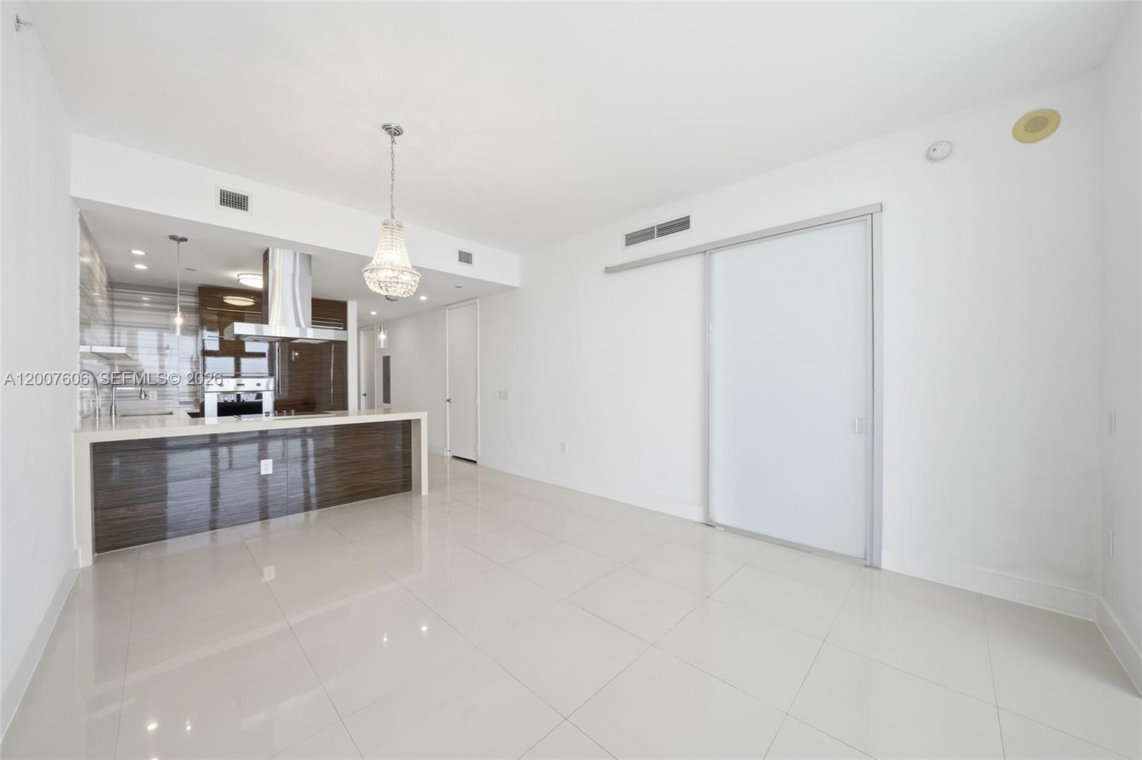 1100 Biscayne Blvd #4402, Miami FL 33132