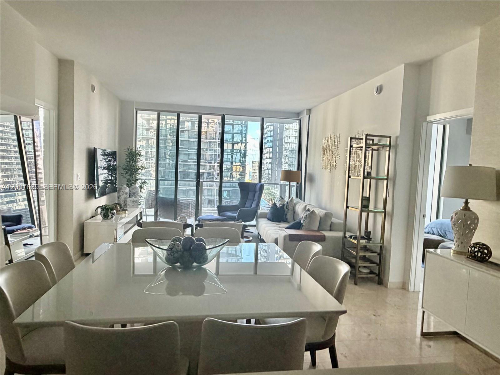 88 SW 7th St #1109, Miami FL 33130