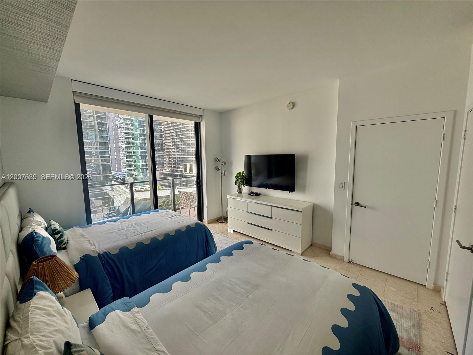 88 SW 7th St #1109, Miami FL 33130