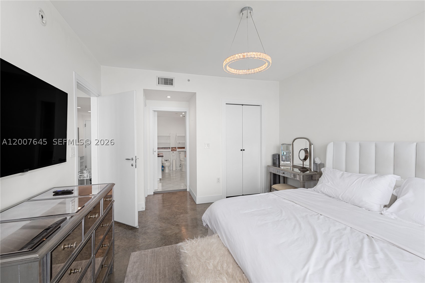 540 West Ave #2112, Miami Beach FL 33139