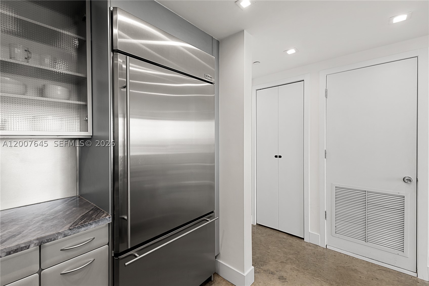 540 West Ave #2112, Miami Beach FL 33139