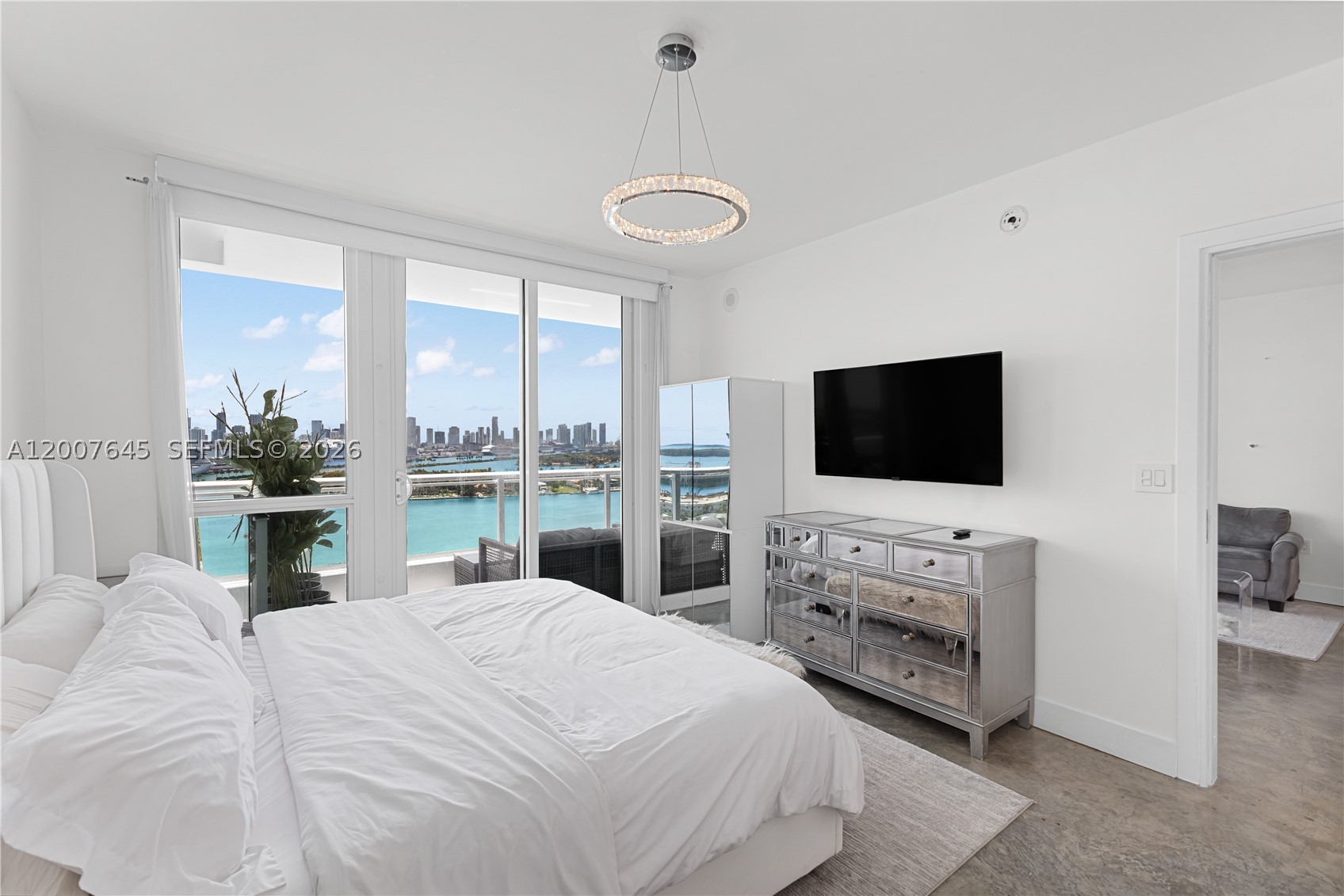 540 West Ave #2112, Miami Beach FL 33139