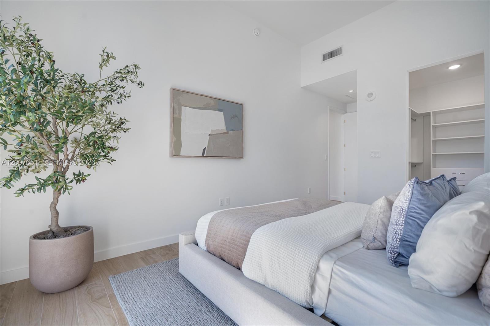 2655 S Bayshore Dr #1911, Coconut Grove FL 33133