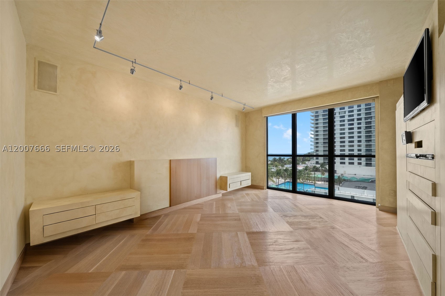 9999 Collins Ave #6G, Bal Harbour FL 33154