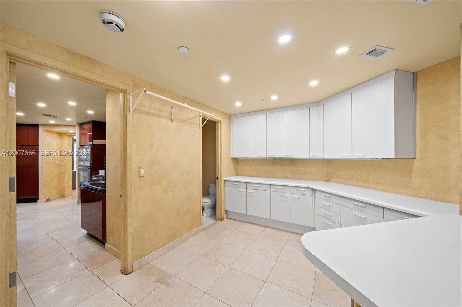 9999 Collins Ave #6G, Bal Harbour FL 33154