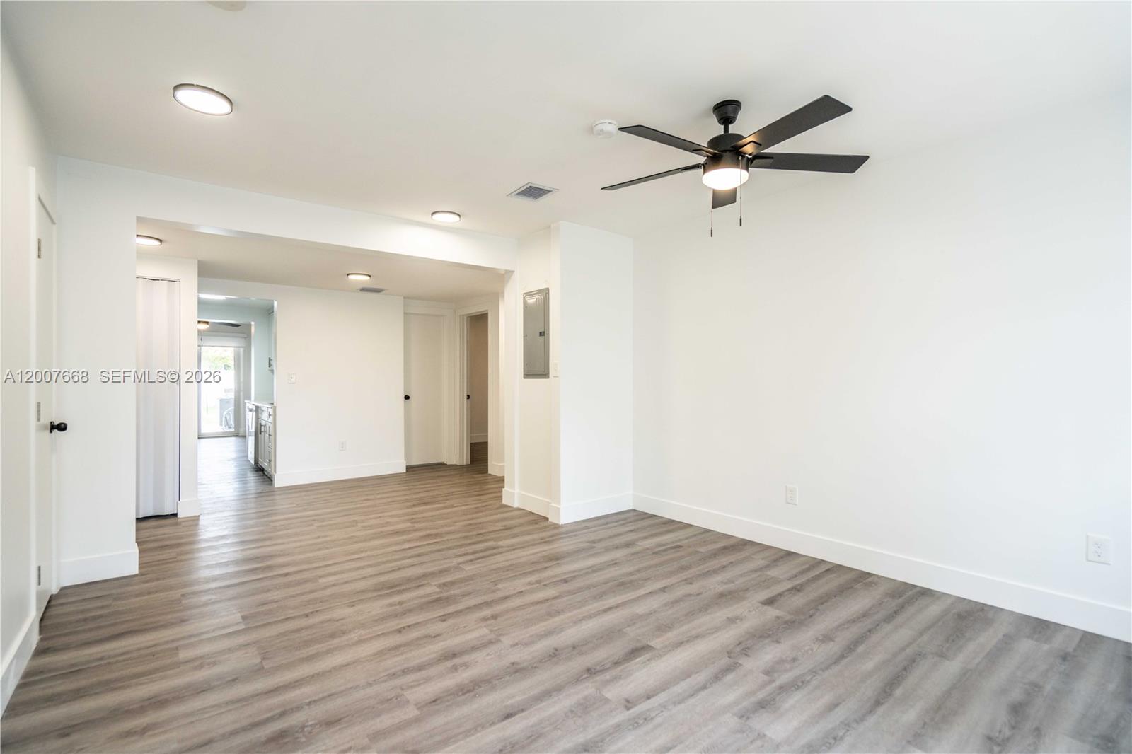 725 81st St #2, Miami Beach FL 33141
