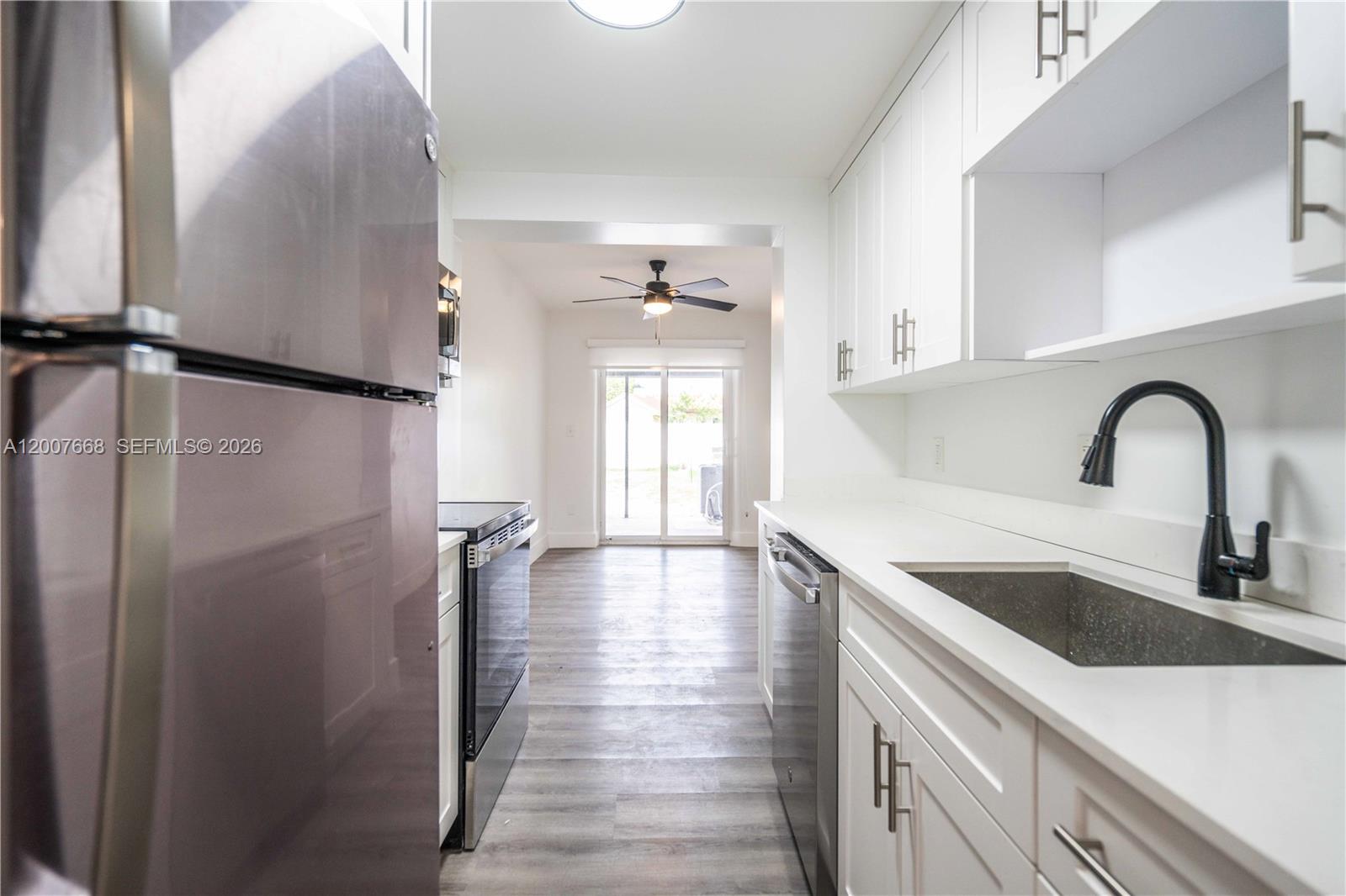 725 81st St #2, Miami Beach FL 33141
