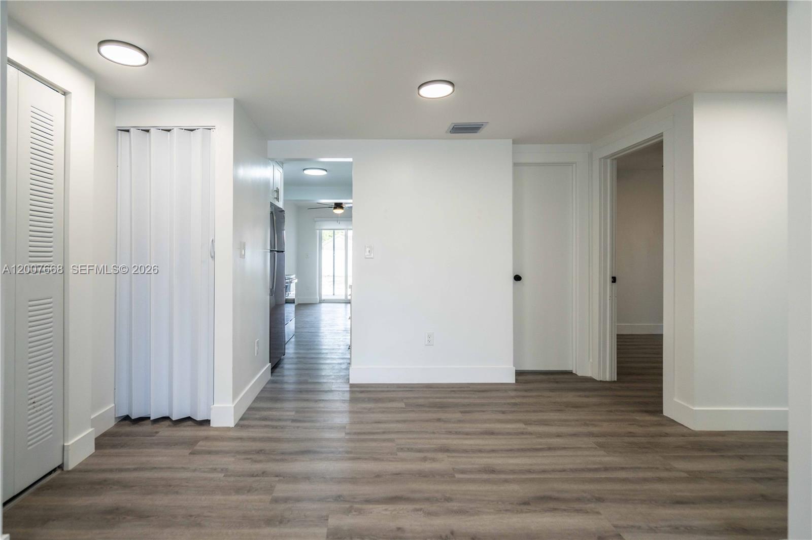 725 81st St #2, Miami Beach FL 33141