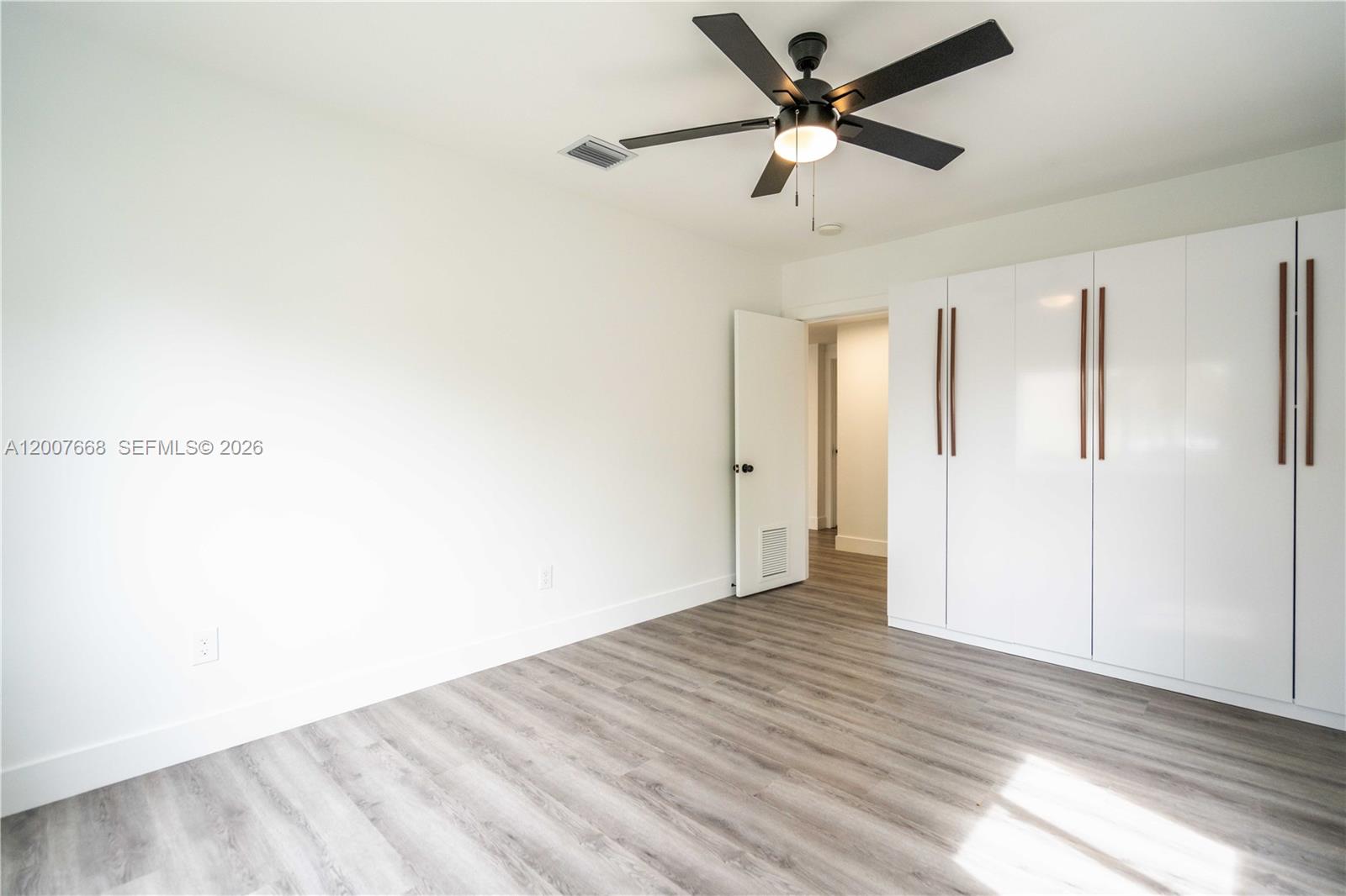 725 81st St #2, Miami Beach FL 33141
