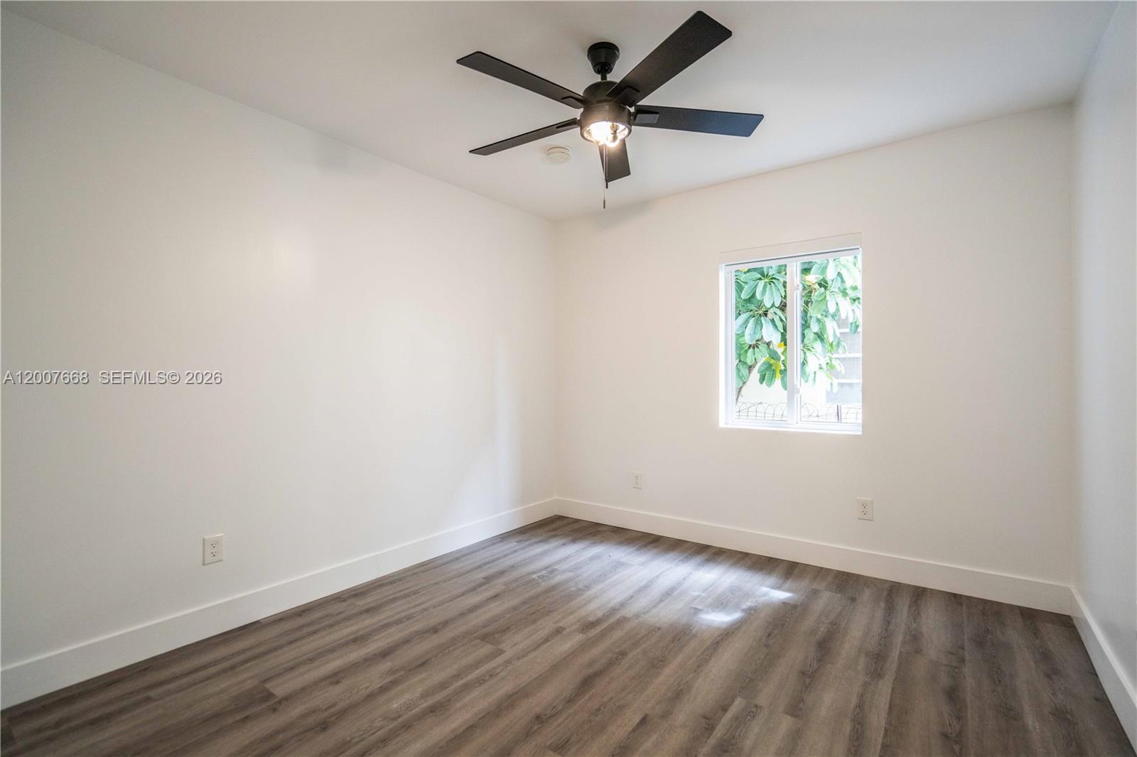 725 81st St #2, Miami Beach FL 33141
